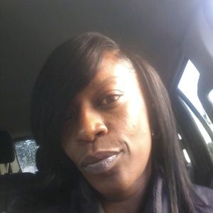 Meet your Posher, Yolanda